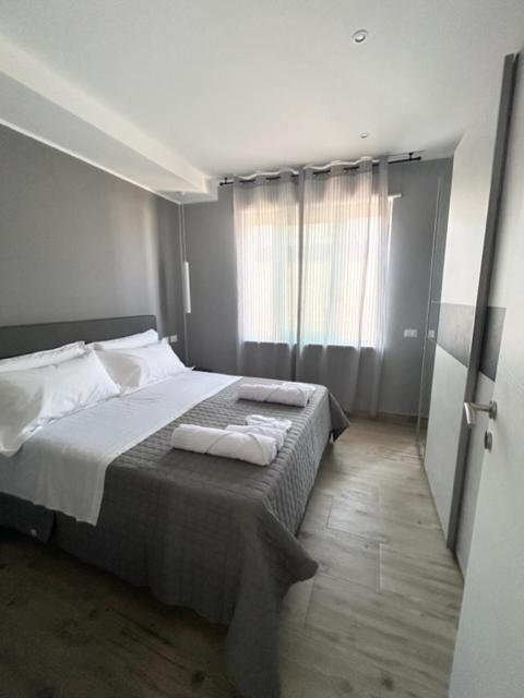 Aqua B&B - Rooms And Apartments Milazzo Buitenkant foto