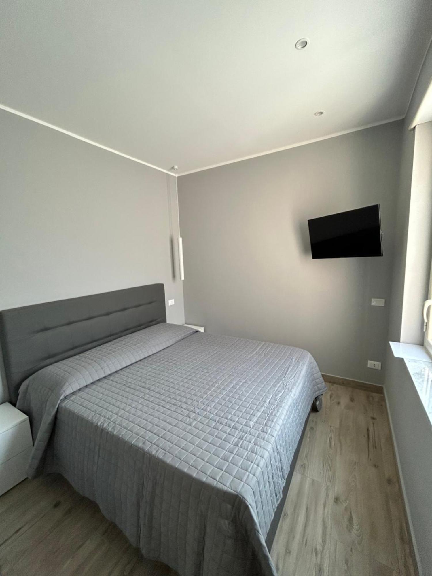 Aqua B&B - Rooms And Apartments Milazzo Buitenkant foto
